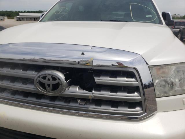 Photo 9 from auction – 2011 TOYOTA SEQUOIA PL with VIN 5TDDW5G14BS050167