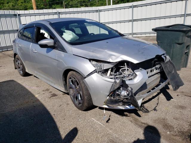 FORD FOCUS ST 2013 with VIN 1FADP3L96DL255013 - Photo from auction