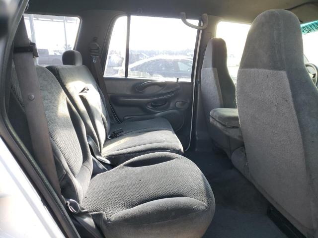 Photo 6 from auction – 2000 FORD EXPEDITION with VIN 1FMRU1568YLA33073