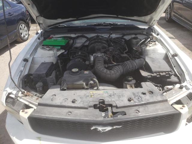 Photo 7 from auction – 2005 FORD MUSTANG with VIN 1ZVFT84N855183578