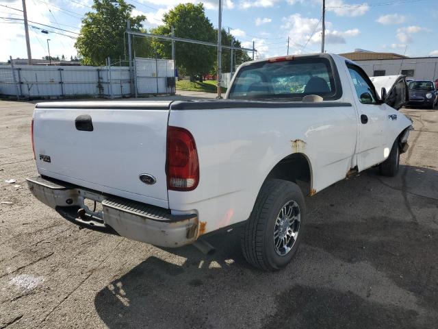Photo 4 from auction – 2000 FORD F150 with VIN 1FTRF17W7YNC11376
