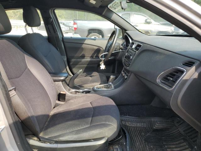Photo 5 from auction – 2013 CHRYSLER 200 LX with VIN 1C3CCBAB3DN568529