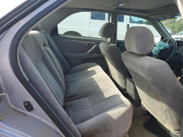Photo 6 from auction – 1997 TOYOTA CAMRY CE with VIN 4T1BG22K4VU073849