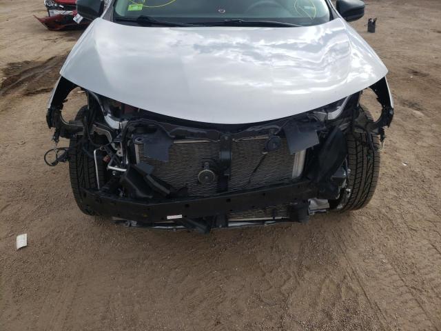 Photo 9 from auction – 2016 TOYOTA RAV4 LE with VIN 2T3BFREV7GW497361