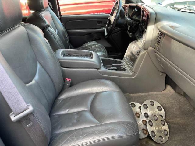 Photo 5 from auction – 2004 CHEVROLET AVALANCHE with VIN 3GNEK12T14G259750