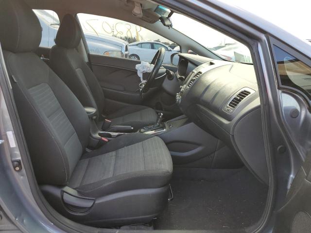 Photo 5 from auction – 2017 KIA FORTE LX with VIN 3KPFL4A78HE094300