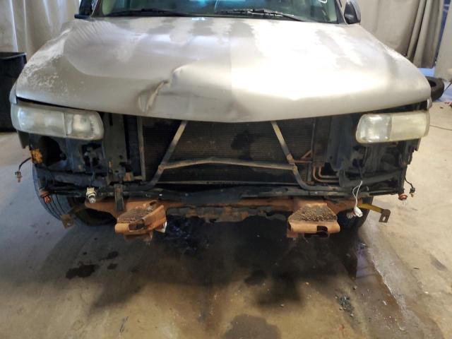 Photo 9 from auction – 2000 CHEVROLET SILVERADO with VIN 2GCEC19V2Y1362770