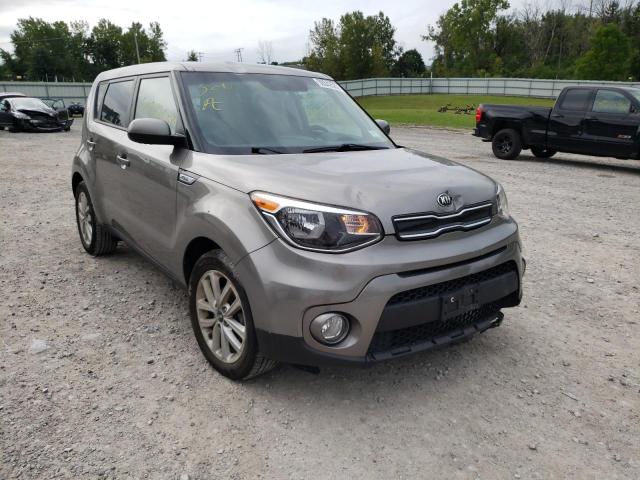 KIA SOUL + 2018 with VIN KNDJP3A5XJ7609472 - Photo from auction