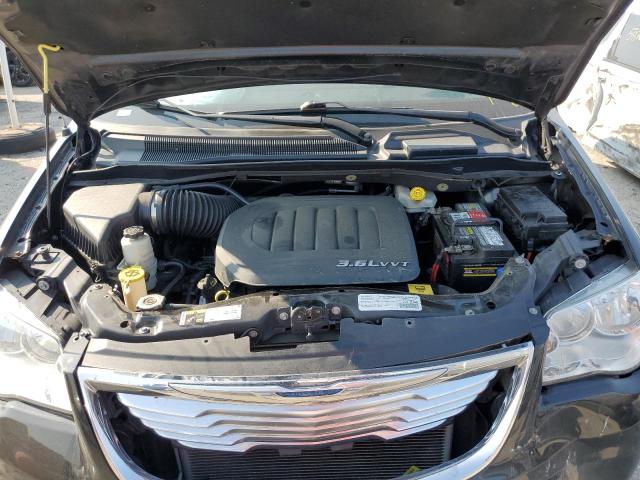 Photo 7 from auction – 2015 CHRYSLER TOWN & COU with VIN 2C4RC1BG8FR602495