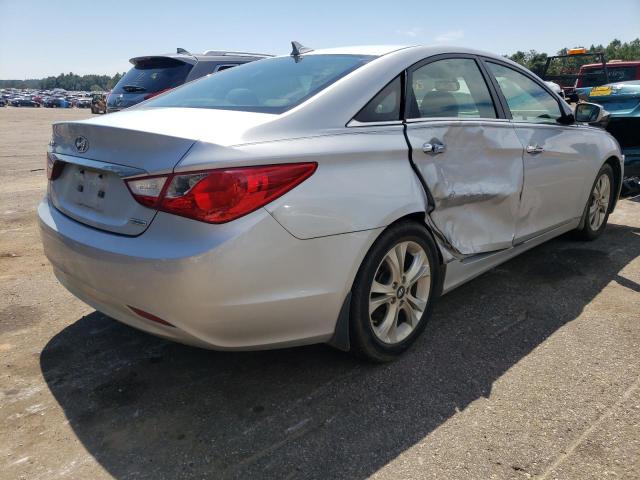 Photo 4 from auction – 2011 HYUNDAI SONATA SE with VIN 5NPEC4AC6BH293082