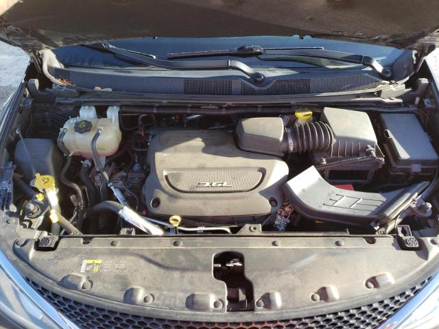 Photo 7 from auction – 2017 CHRYSLER PACIFICA T with VIN 2C4RC1BGXHR667898