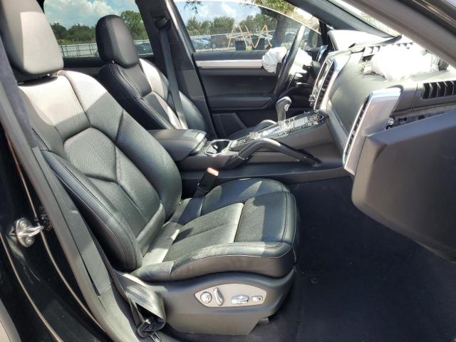 Photo 5 from auction – 2013 PORSCHE CAYENNE GT with VIN WP1AD2A24DLA73881
