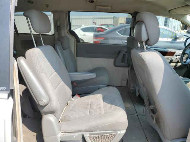 Photo 6 from auction – 2010 CHRYSLER TOWN & COU with VIN 2A4RR5D13AR458176