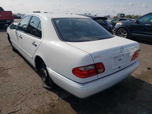 Photo 3 from auction – 1998 MERCEDES-BENZ E 320 4MAT with VIN WDBJF82FXWX004977