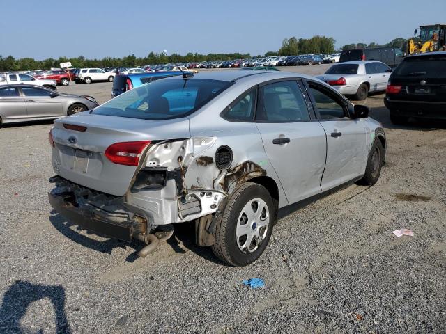 Photo 4 from auction – 2017 FORD FOCUS S with VIN 1FADP3E2XHL236681