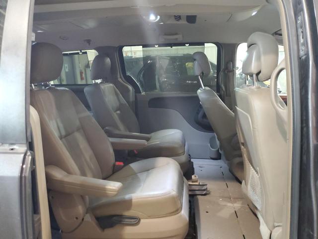 Photo 6 from auction – 2015 CHRYSLER TOWN & COU with VIN 2C4RC1CG8FR699583