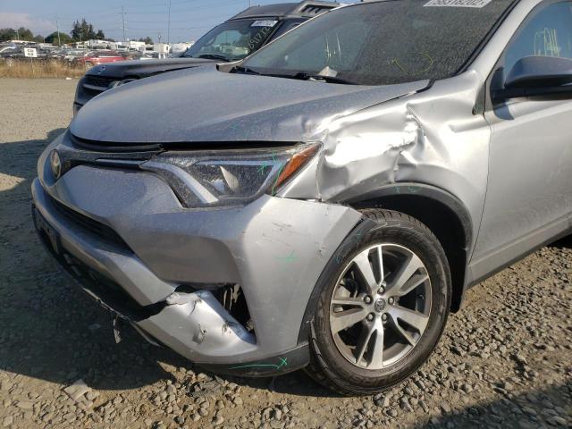 Photo 9 from auction – 2017 TOYOTA RAV4 XLE with VIN 2T3RFREV0HW692346
