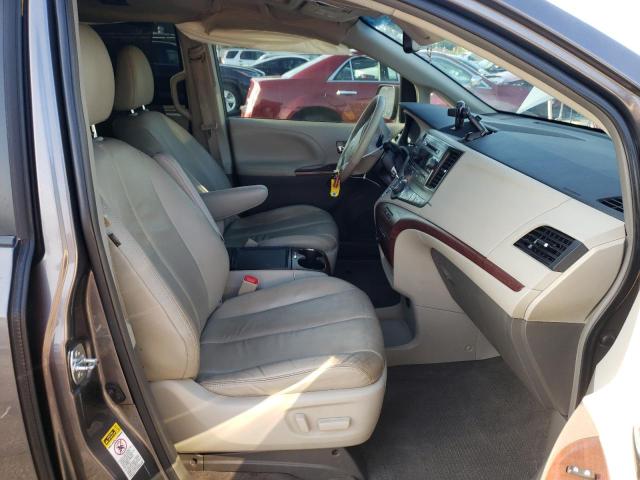 Photo 5 from auction – 2014 TOYOTA SIENNA XLE with VIN 5TDYK3DC0ES491600