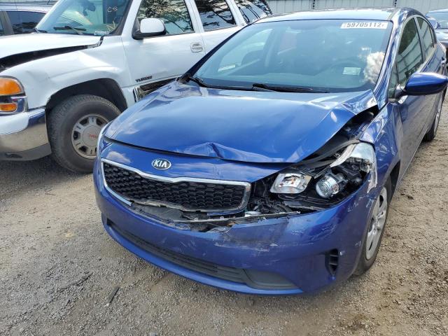 Photo 9 from auction – 2017 KIA FORTE LX with VIN 3KPFK4A71HE043109