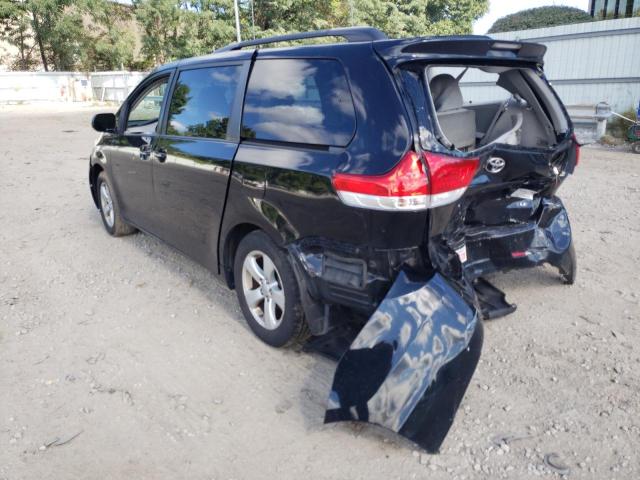 Photo 3 from auction – 2013 TOYOTA SIENNA LE with VIN 5TDKK3DC6DS327319