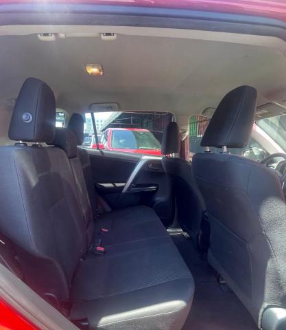 Photo 6 from auction – 2017 TOYOTA RAV4 LE with VIN JTMZFREV0HJ109837