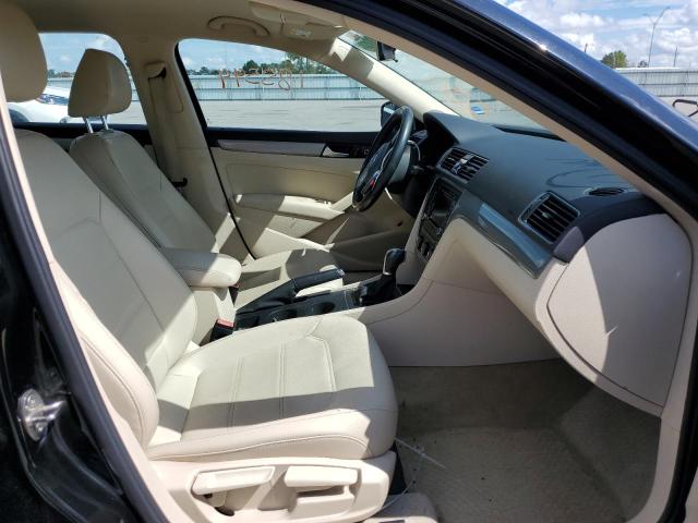 Photo 5 from auction – 2015 VOLKSWAGEN PASSAT S with VIN 1VWAT7A30FC094222
