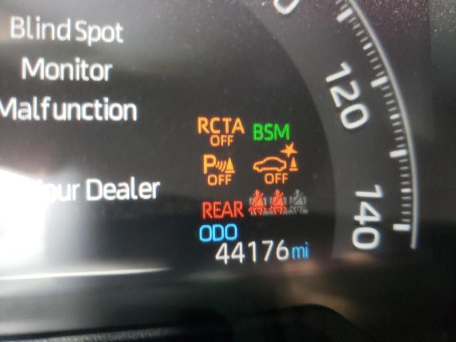 Photo 8 from auction – 2020 TOYOTA RAV4 XSE with VIN JTMEWRFV2LD540376