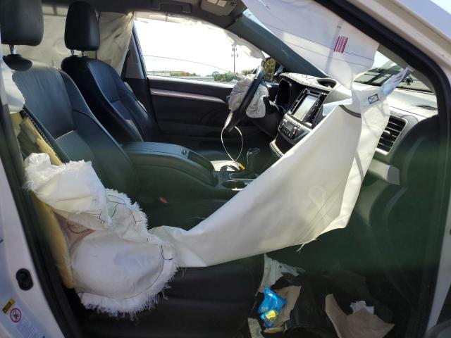 Photo 5 from auction – 2015 TOYOTA HIGHLANDER with VIN 5TDJKRFH7FS087059