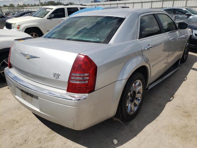Photo 4 from auction – 2006 CHRYSLER 300C with VIN 2C3KA63H16H117590
