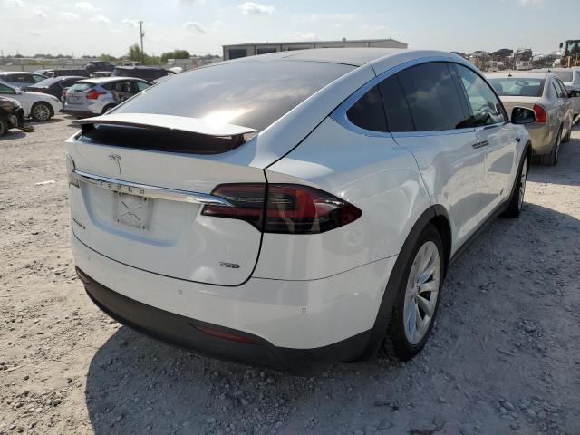 Photo 4 from auction – 2016 TESLA MODEL X with VIN 5YJXCAE22GF025578
