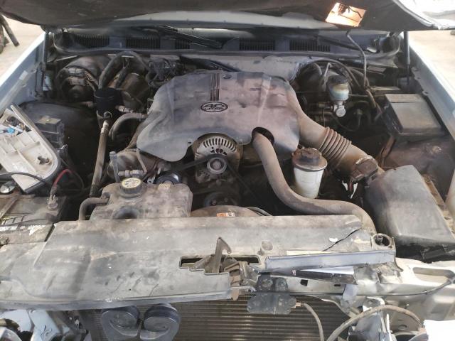 Photo 7 from auction – 2002 FORD CROWN VICT with VIN 2FAFP73W32X103034