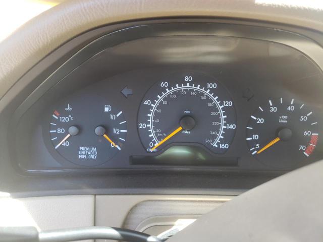 Photo 8 from auction – 1998 MERCEDES-BENZ E 320 with VIN WDBJF65F6WA605922