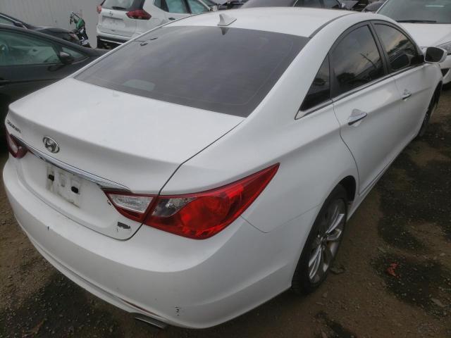 Photo 4 from auction – 2011 HYUNDAI SONATA SE with VIN 5NPEC4AC4BH053531