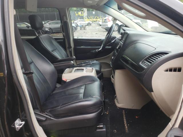 Photo 5 from auction – 2014 CHRYSLER TOWN & COU with VIN 2C4RC1BGXER381562