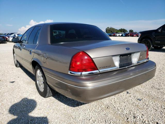 Photo 3 from auction – 2004 FORD CROWN VICT with VIN 2FAFP74W94X128280
