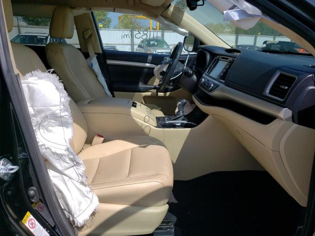 Photo 5 from auction – 2016 TOYOTA HIGHLANDER with VIN 5TDJKRFH6GS328787