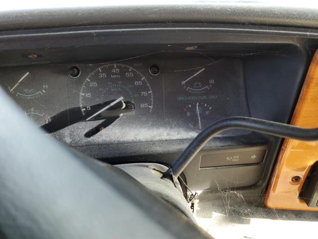 Photo 8 from auction – 1993 FORD MOTORHOME with VIN 1FDKE30G4PHA21319