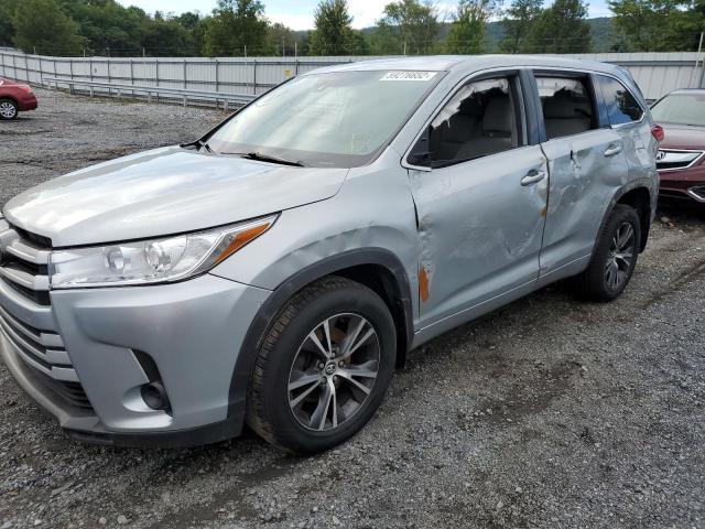 Photo 9 from auction – 2018 TOYOTA HIGHLANDER with VIN 5TDBZRFH8JS802147