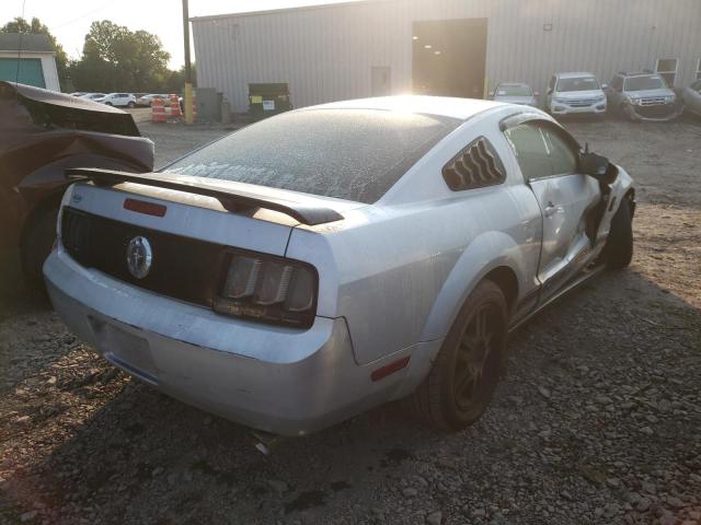 Photo 4 from auction – 2006 FORD MUSTANG with VIN 1ZVHT80N465228337