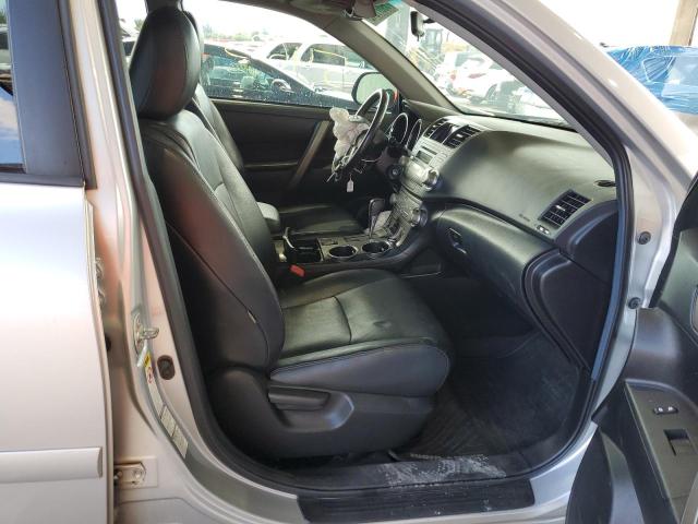 Photo 5 from auction – 2010 TOYOTA HIGHLANDER with VIN 5TDJK3EH3AS021731