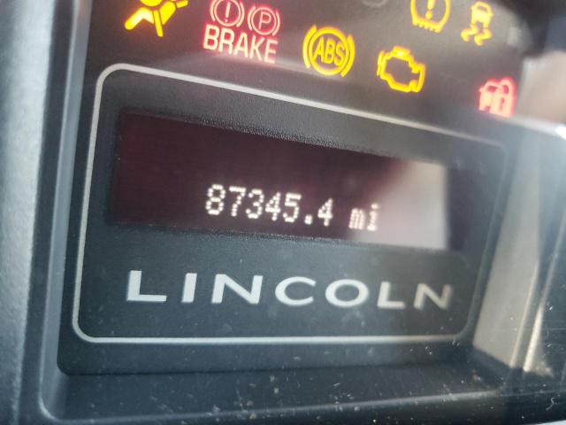 Photo 8 from auction – 2011 LINCOLN NAVIGATOR with VIN 5LMJJ3J56BEJ08277