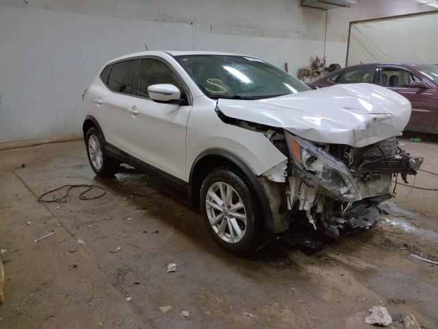 NISSAN ROGUE 2017 with VIN JN1BJ1CP3HW019609 - Photo from auction
