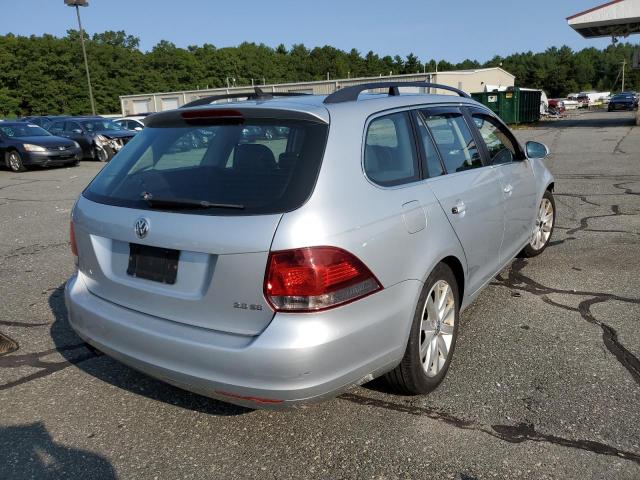 Photo 4 from auction – 2011 VOLKSWAGEN JETTA S with VIN 3VWPZ7AJ0BM685585