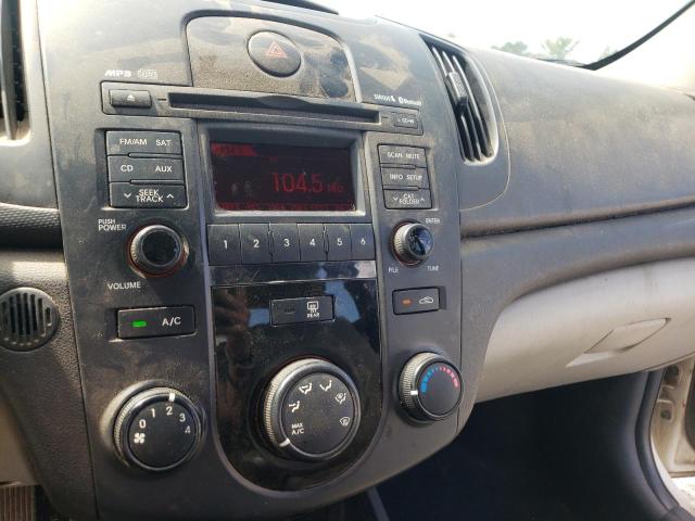 Photo 9 from auction – 2010 KIA FORTE LX with VIN KNAFT4A29A5049031