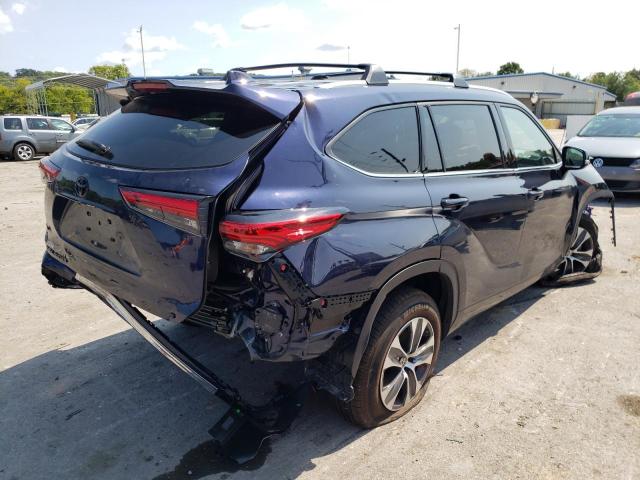 Photo 4 from auction – 2022 TOYOTA HIGHLANDER with VIN 5TDGZRAH9NS117772