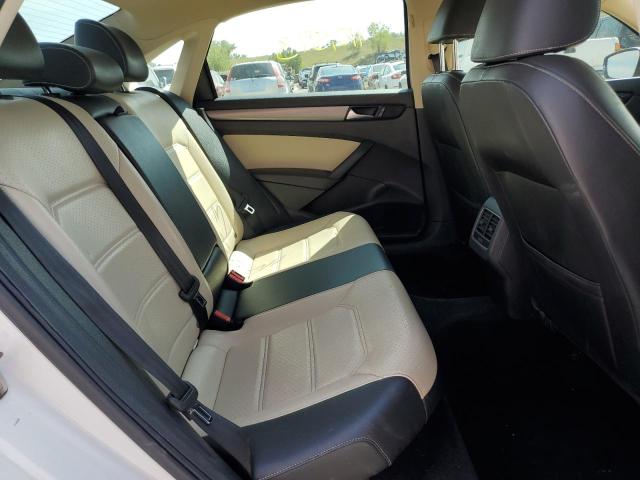 Photo 6 from auction – 2015 VOLKSWAGEN PASSAT SE with VIN 1VWBT7A32FC034771