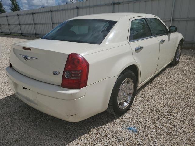 Photo 4 from auction – 2010 CHRYSLER 300 TOURIN with VIN 2C3CA4CD0AH105803