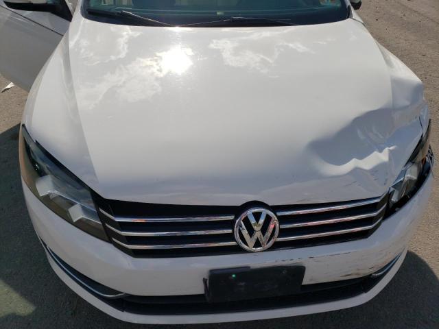 Photo 7 from auction – 2015 VOLKSWAGEN PASSAT S with VIN 1VWAT7A34FC012234