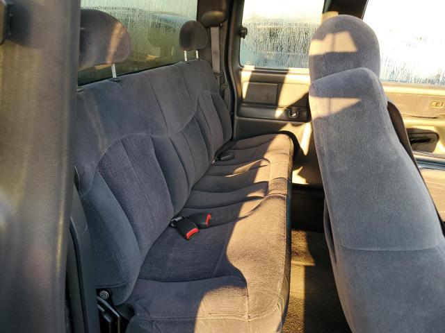 Photo 6 from auction – 2000 CHEVROLET SILVERADO with VIN 2GCEC19T5Y1366665