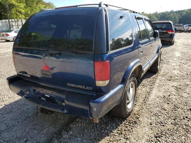 Photo 4 from auction – 2001 CHEVROLET BLAZER with VIN 1GNDT13W412226750